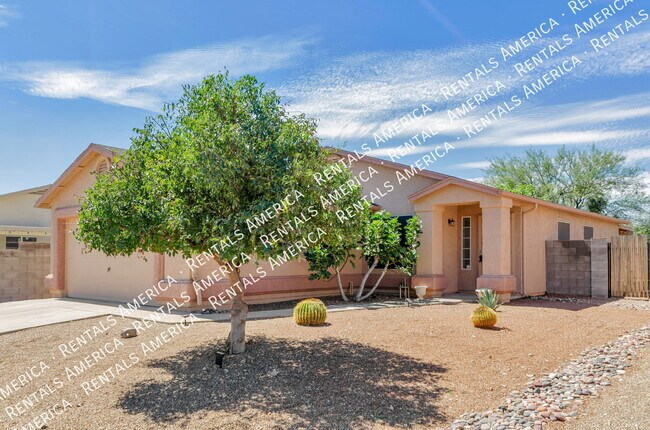 Building Photo - 4732 S Fenwick Dr
