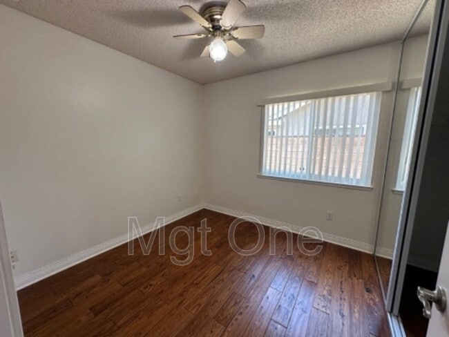 Building Photo - 23672 Suncrest Ave