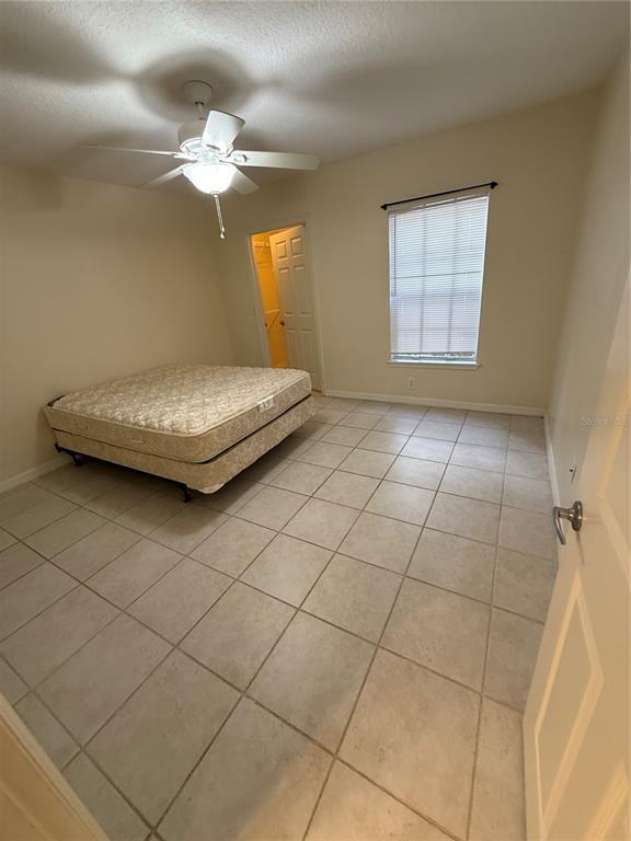 Building Photo - 814 Crest Pines Dr