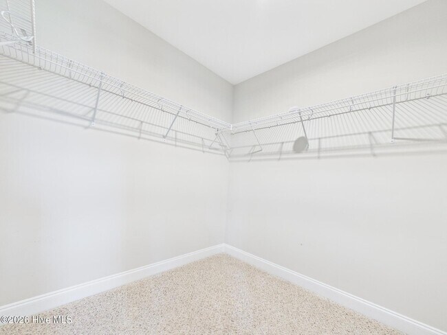 Building Photo - 478 Atwood Dr