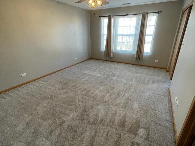 Building Photo - 458 Landmark Ave