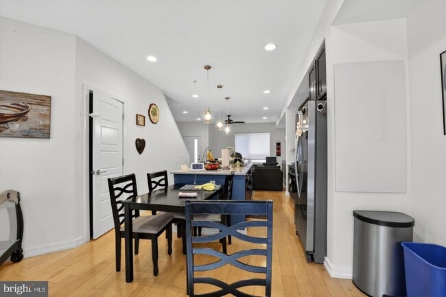 Building Photo - 1504 Earl St