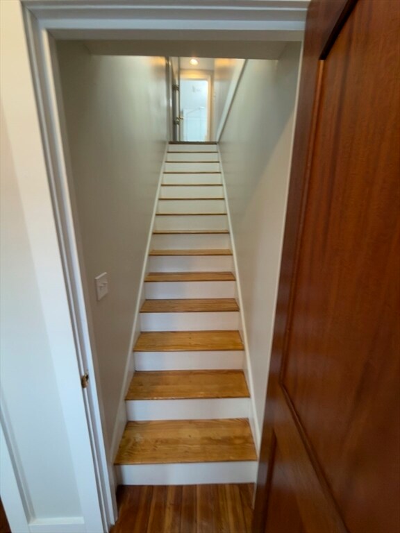 Building Photo - 43 Sherman St