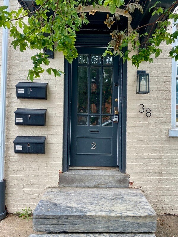 Building Photo - 38 N Charlotte St