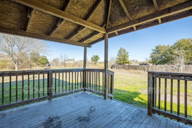 Building Photo - 1045 Stone Trail