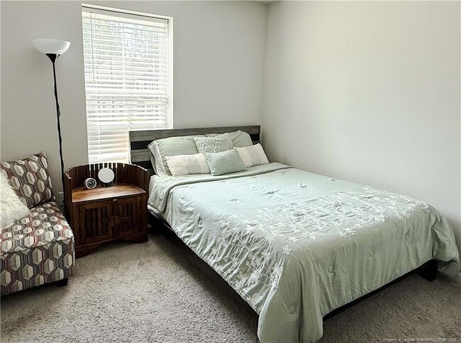 Building Photo - 231 Desert Orchid Cir