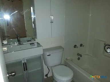 Building Photo - 508 Alpine St