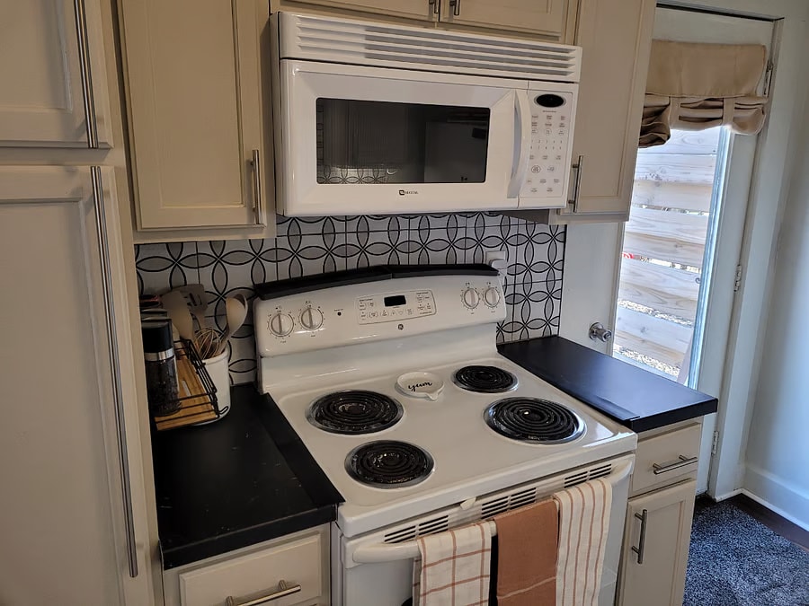 Building Photo - 59 S Lasalle St