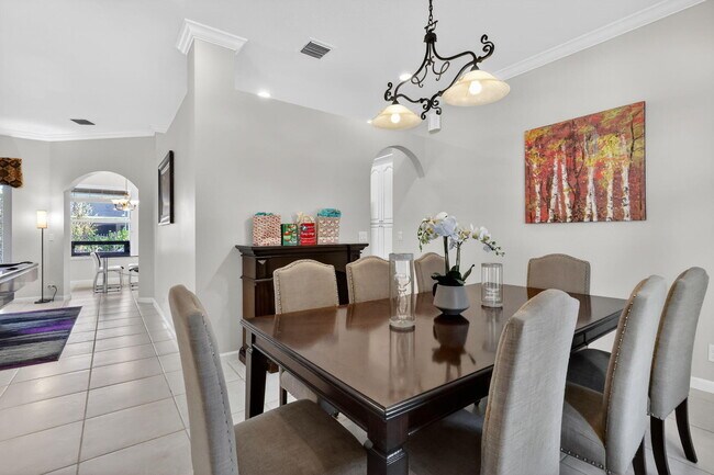 Building Photo - 1500 Firethorn Dr