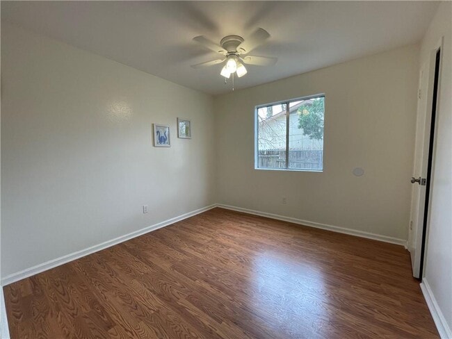 Building Photo - 1911 Heathwood Cir