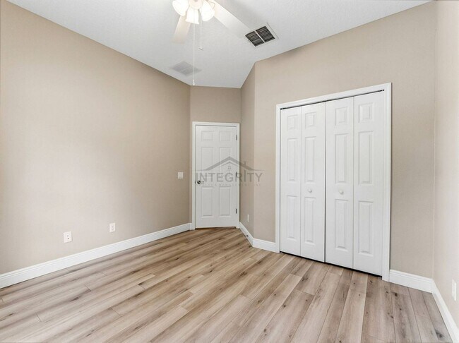 Building Photo - 8947 Garden Party Dr