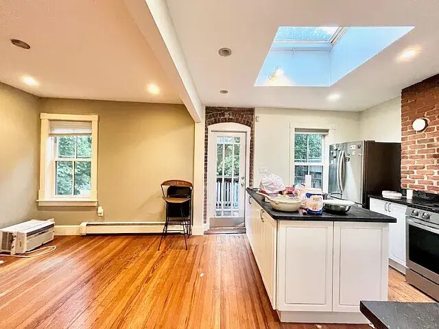 Building Photo - 151 Highland St