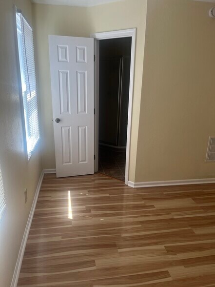 Upstairs bedroom - 2022 Chester St