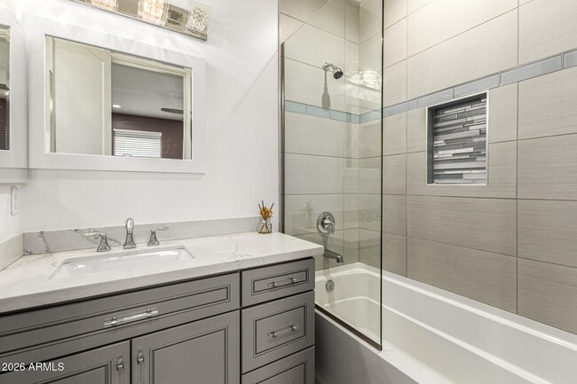 Building Photo - 1831 E Montecito Ave