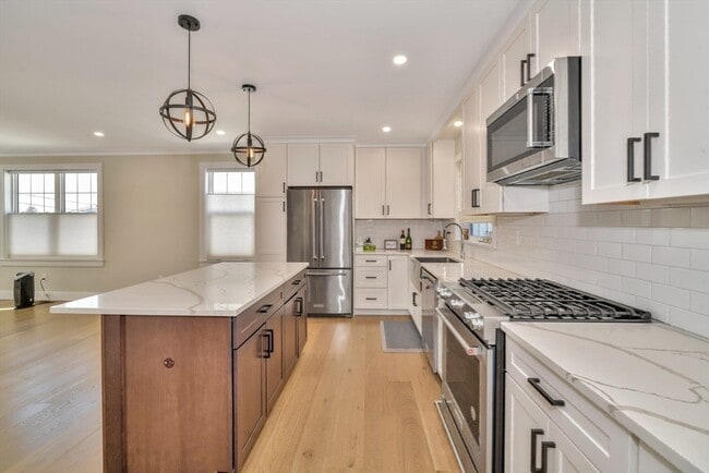 Building Photo - 54 Williams Ave