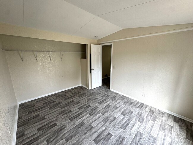 Building Photo - 6502 Sandra Dr