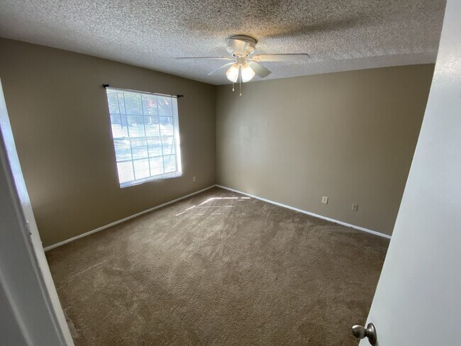 Building Photo - Modern 1-Bedroom Apartment with Amenities in Altamonte Springs