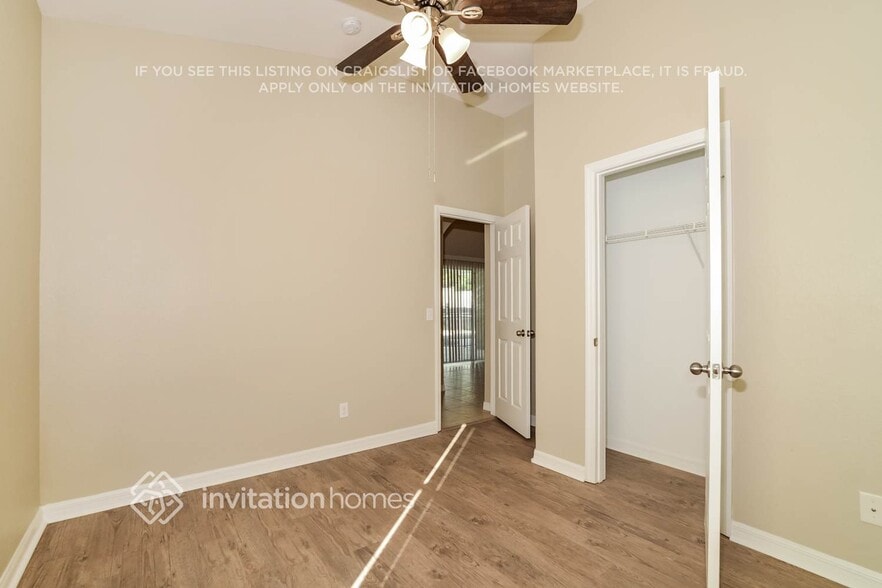 Building Photo - 204 Tower View Dr E