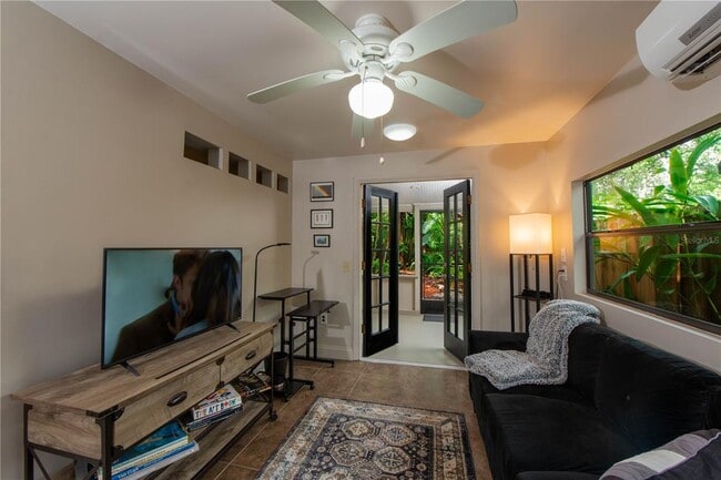 Building Photo - 1631 Bonita Ln