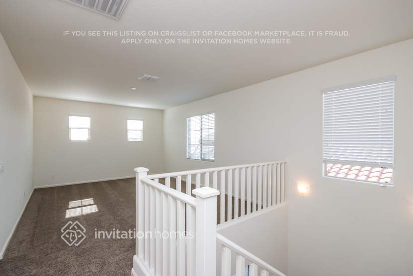 Building Photo - 1738 W Lacewood Pl