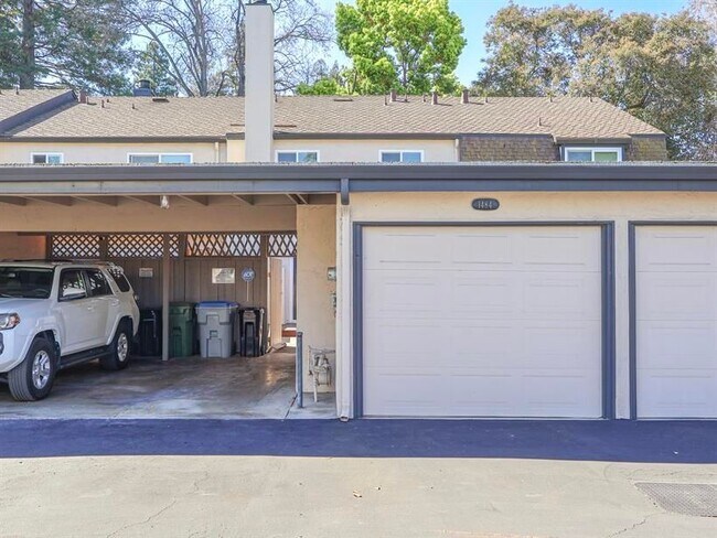 Building Photo - 1484 Carnot Dr