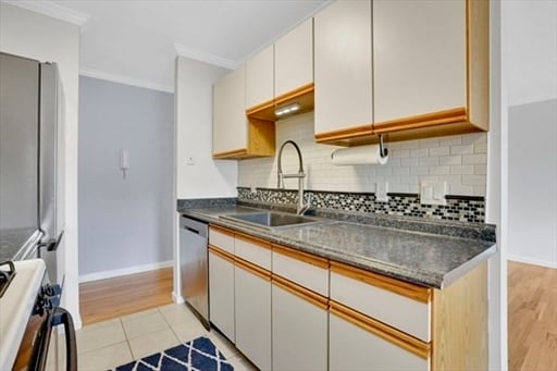 Building Photo - 272 Regency Park Dr