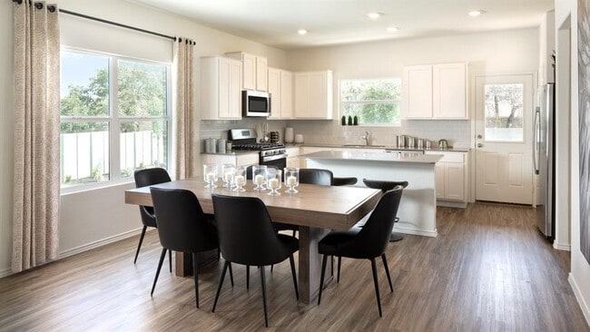 Building Photo - 1405 Marley