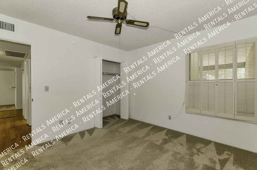 Building Photo - 6974 E Rivercrest Rd