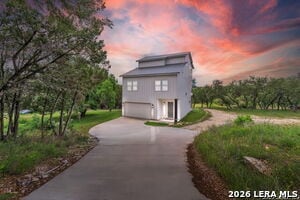 Building Photo - 2488 Waterfront Park Dr