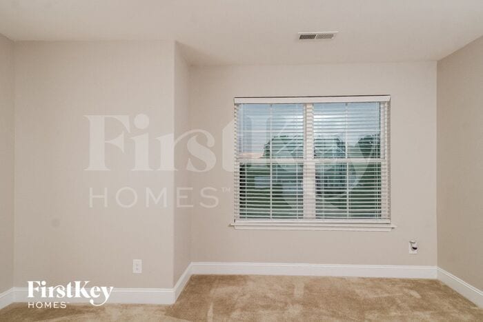 Building Photo - 5217 Harvest Oak Dr