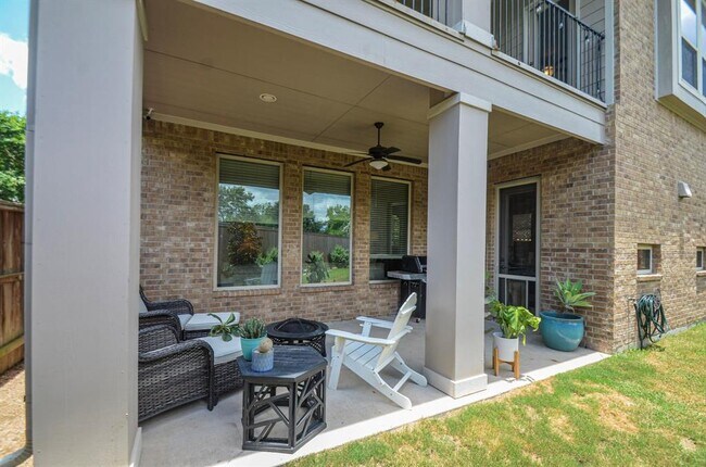 Building Photo - 3407 Mapleshire Dr
