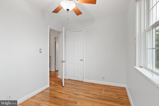Building Photo - 3263 S Stafford St