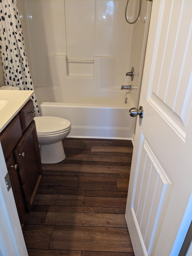 Building Photo - 2 Bedroom, 2.5 Bath Townhome in Creedmoor, NC