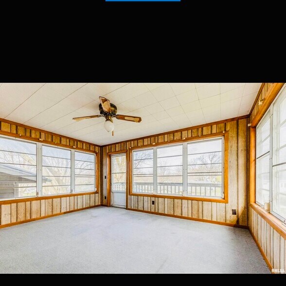 Building Photo - 4204 Warren St
