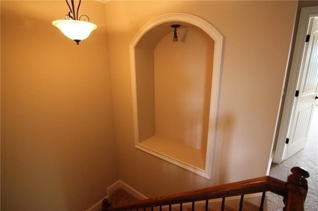 Building Photo - 1660 Jardin Ct