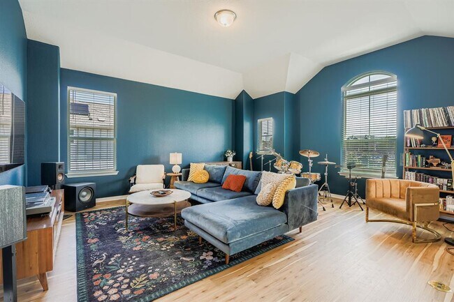 Building Photo - 9708 Dawn Pearl Dr