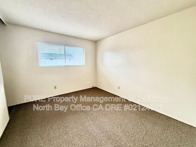 Building Photo - 804 Parent Way