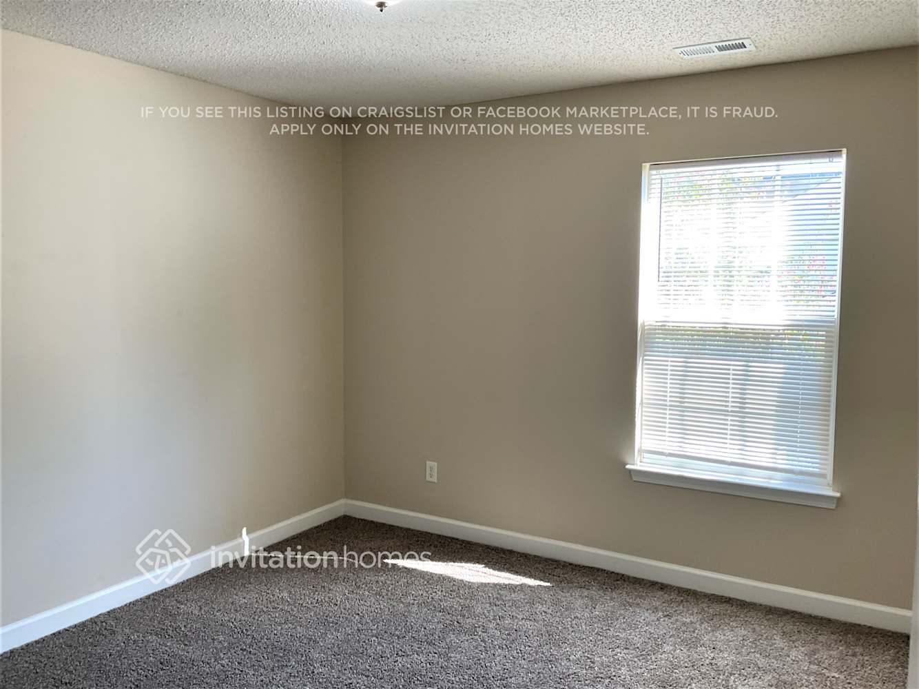 Building Photo - 2307 Jacobs Ct