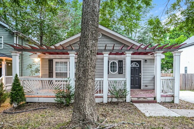 Building Photo - 1315 Dorsey St SW