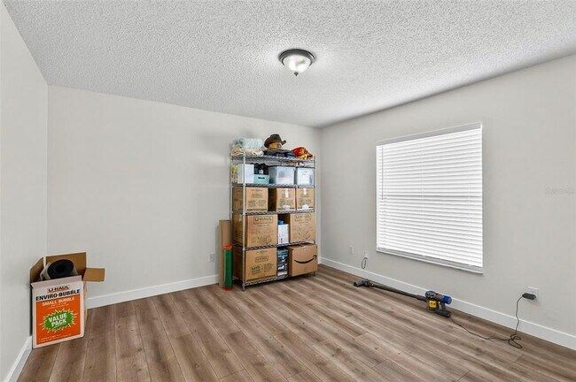 Building Photo - 64 Radcliffe Dr