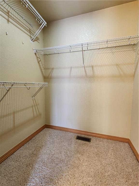 Building Photo - 2858 W Redstone Dr