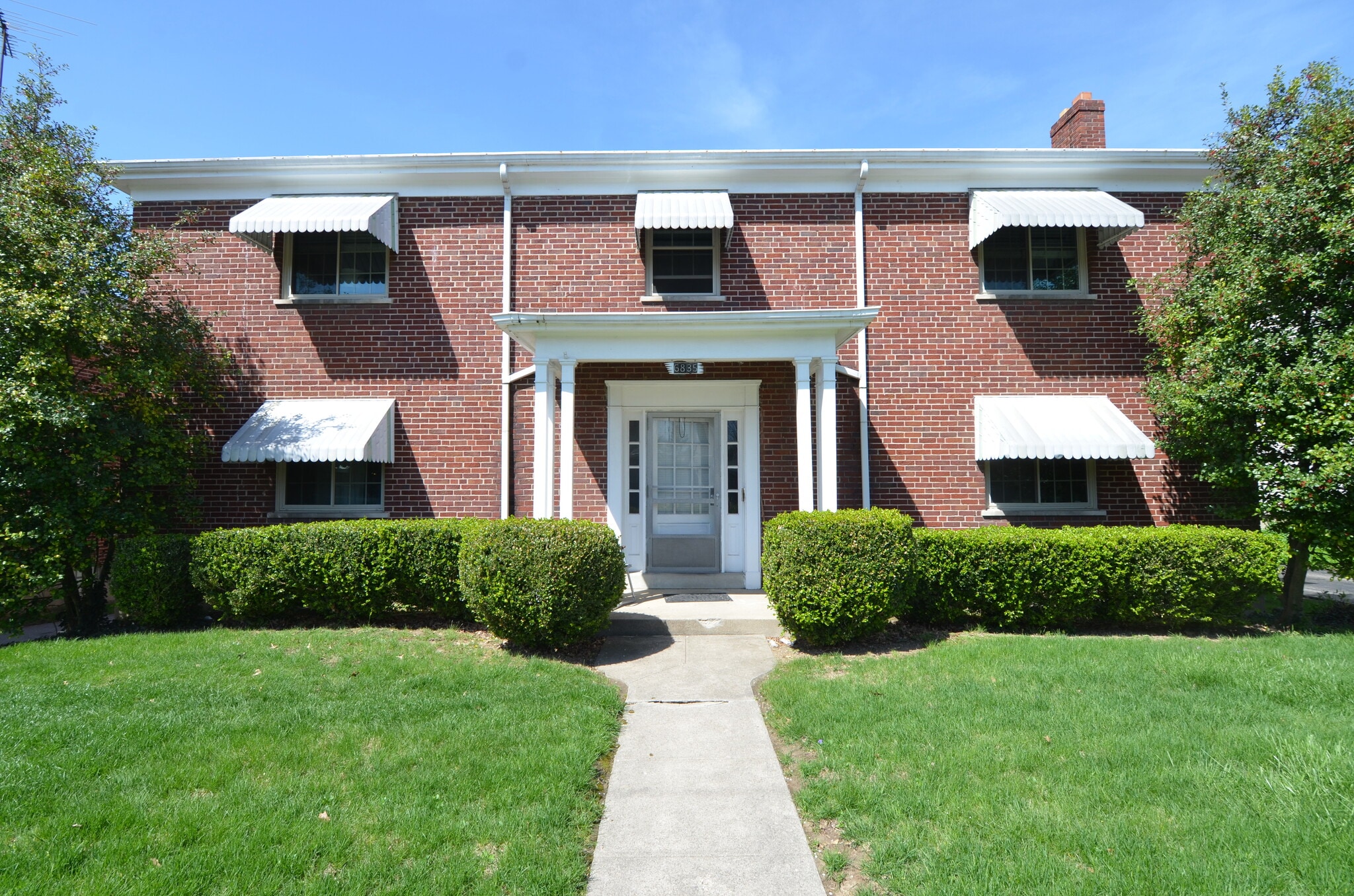 Building Photo - 6835 Plainfield Rd
