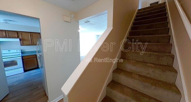 Building Photo - 1202 Maitland Ave