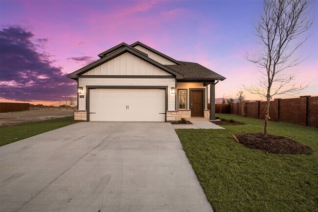 Building Photo - 1532 Twin Frks Dr