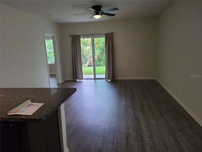 Building Photo - 5327 San Palermo Dr
