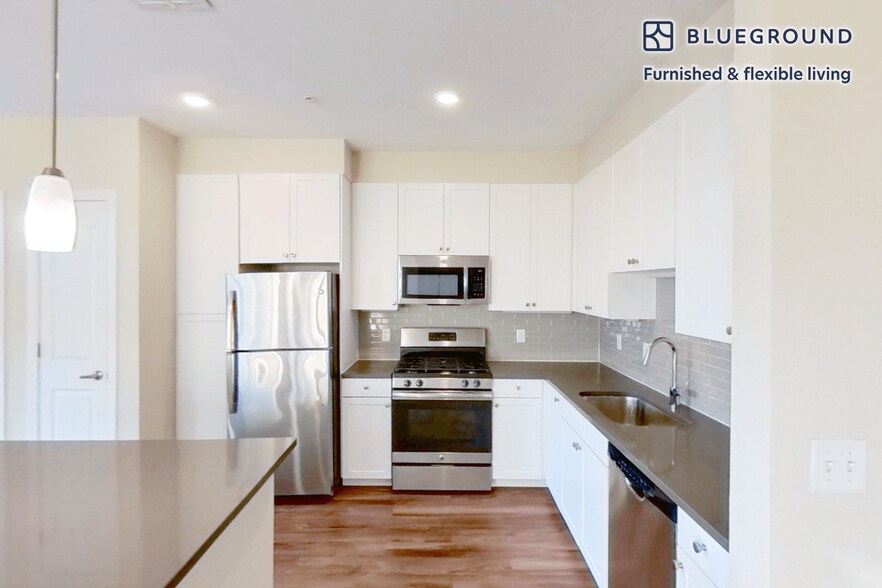 Building Photo - 229 Quarry St