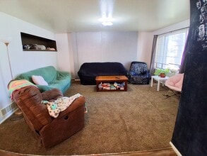 Building Photo - 1728 N 550 W