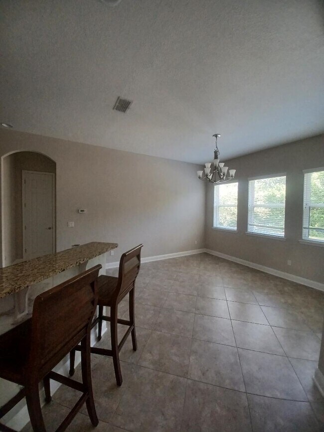 Building Photo - 433 Escalante Ct