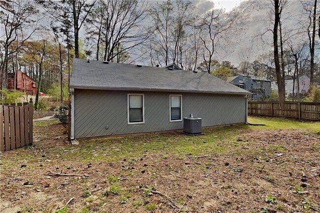 Building Photo - 2041 Kramer Way