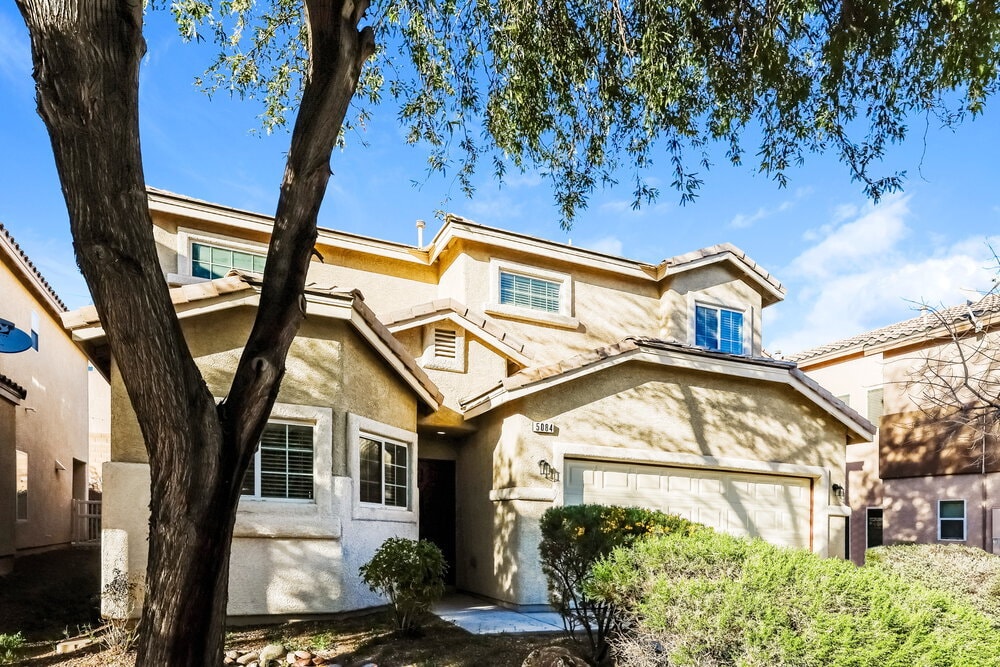 Building Photo - 5084 Tunnel Falls Dr